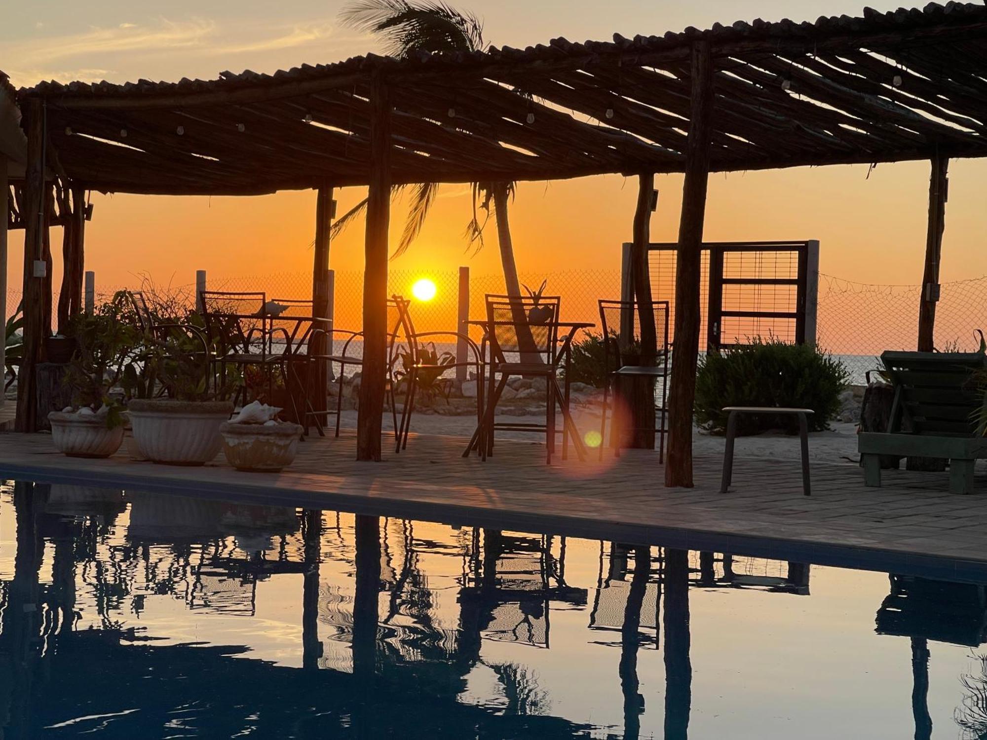 Bremar 85 Private Place - Adults Only เซเลสตุน ภายนอก รูปภาพ